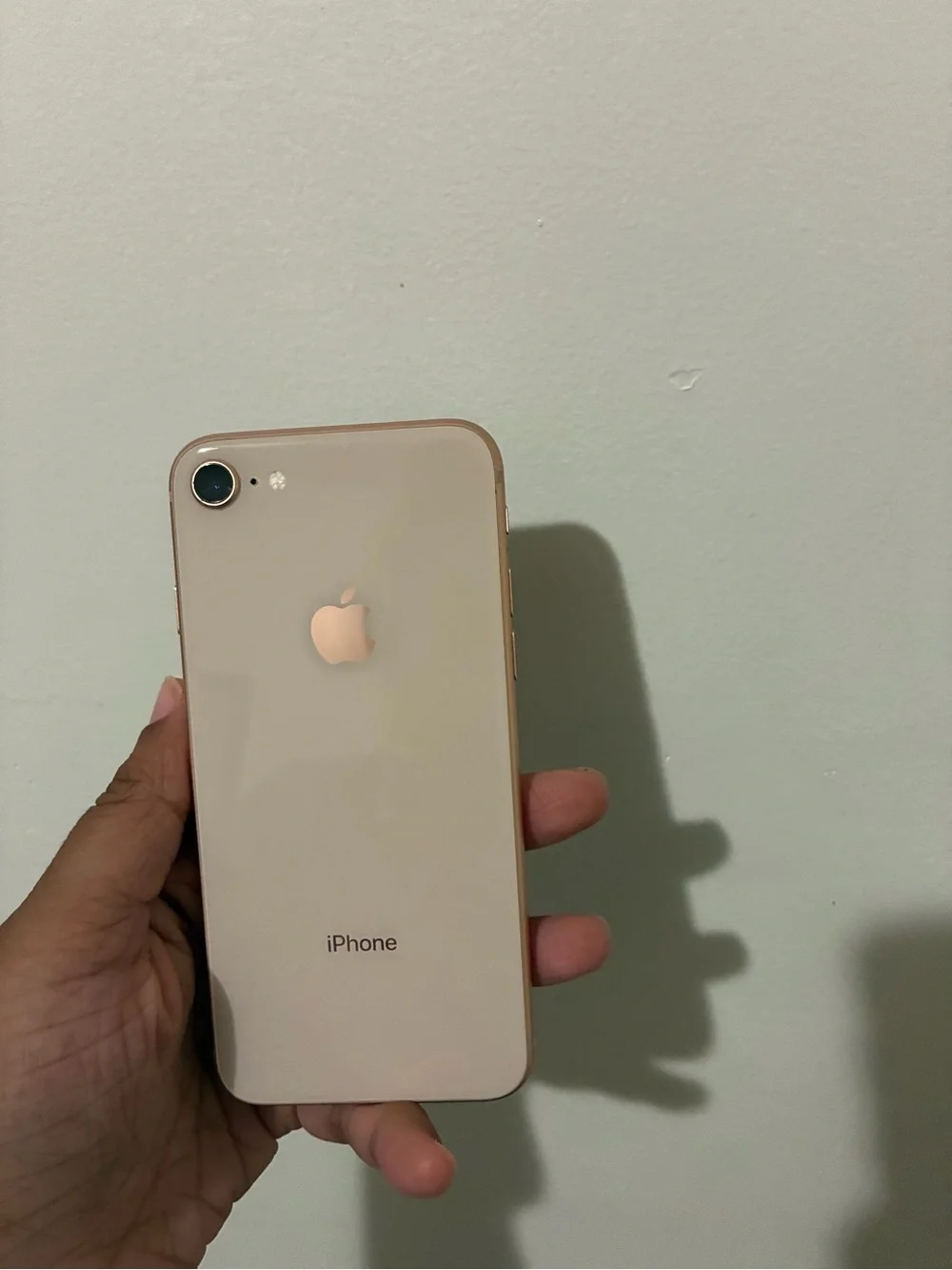 Apple iPhone 8 Rose Gold Smartphone with White Front